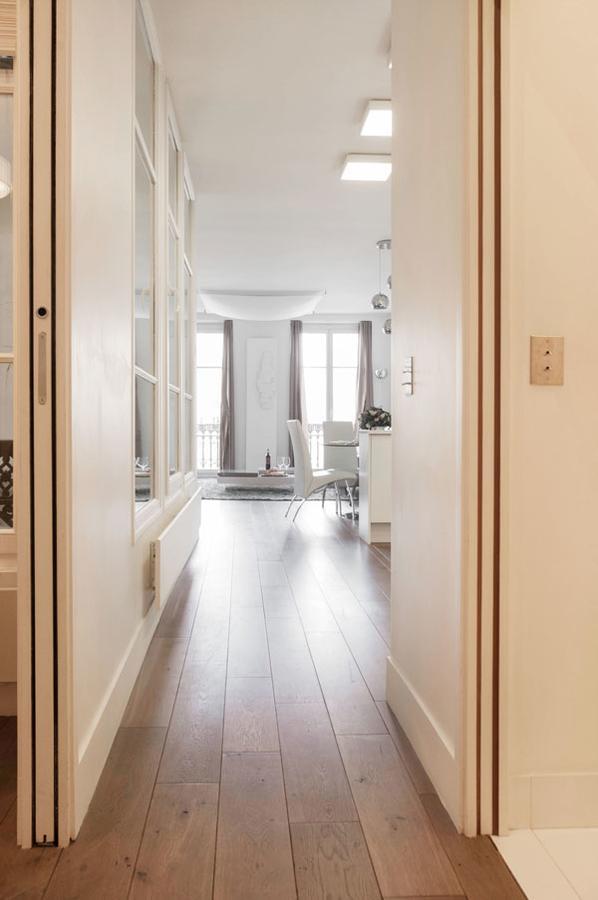 Two Bedroom Luxury Apartment - Balcony With View Of Notre Dame Paris Exterior photo