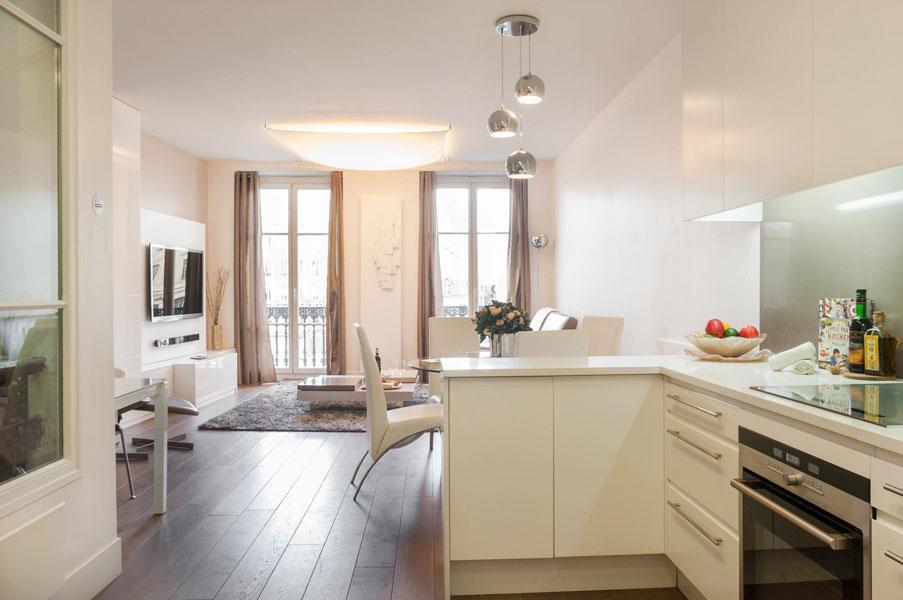 Two Bedroom Luxury Apartment - Balcony With View Of Notre Dame Paris Exterior photo