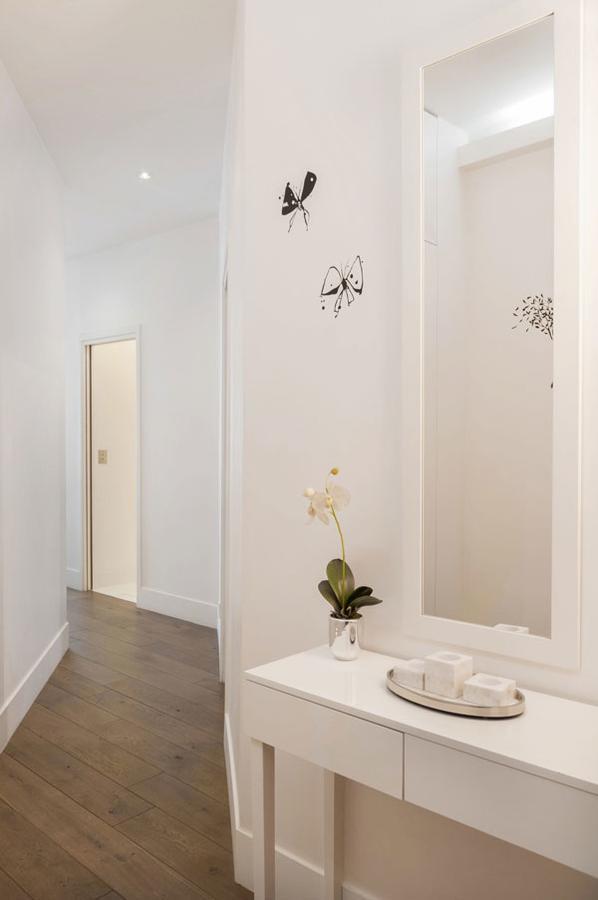 Two Bedroom Luxury Apartment - Balcony With View Of Notre Dame Paris Exterior photo