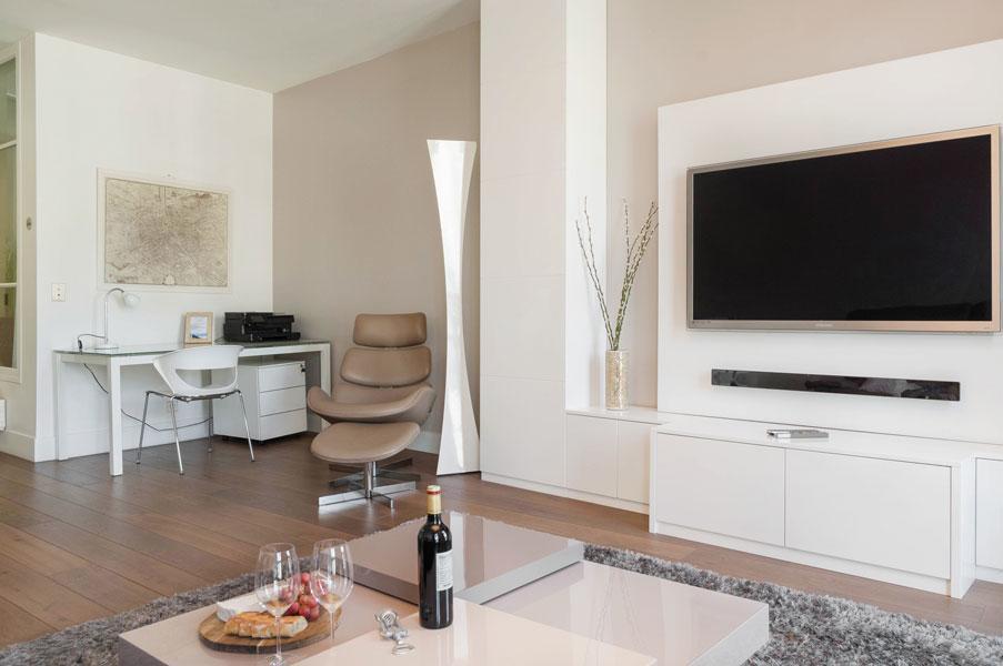 Two Bedroom Luxury Apartment - Balcony With View Of Notre Dame Paris Exterior photo